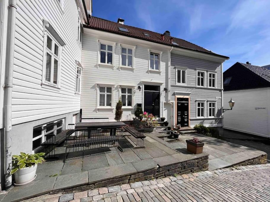 Koslig Leilighet I Bergens Smoroye Appartement Buitenkant foto