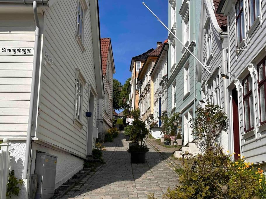 Koslig Leilighet I Bergens Smoroye Appartement Buitenkant foto